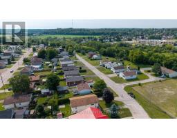 689 Fourth Street, Renfrew, ON K7V1H2 Photo 36