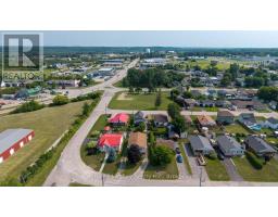 689 Fourth Street, Renfrew, ON K7V1H2 Photo 39