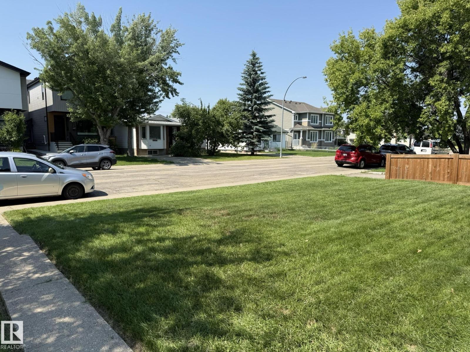 10837 155 ST NW - 50