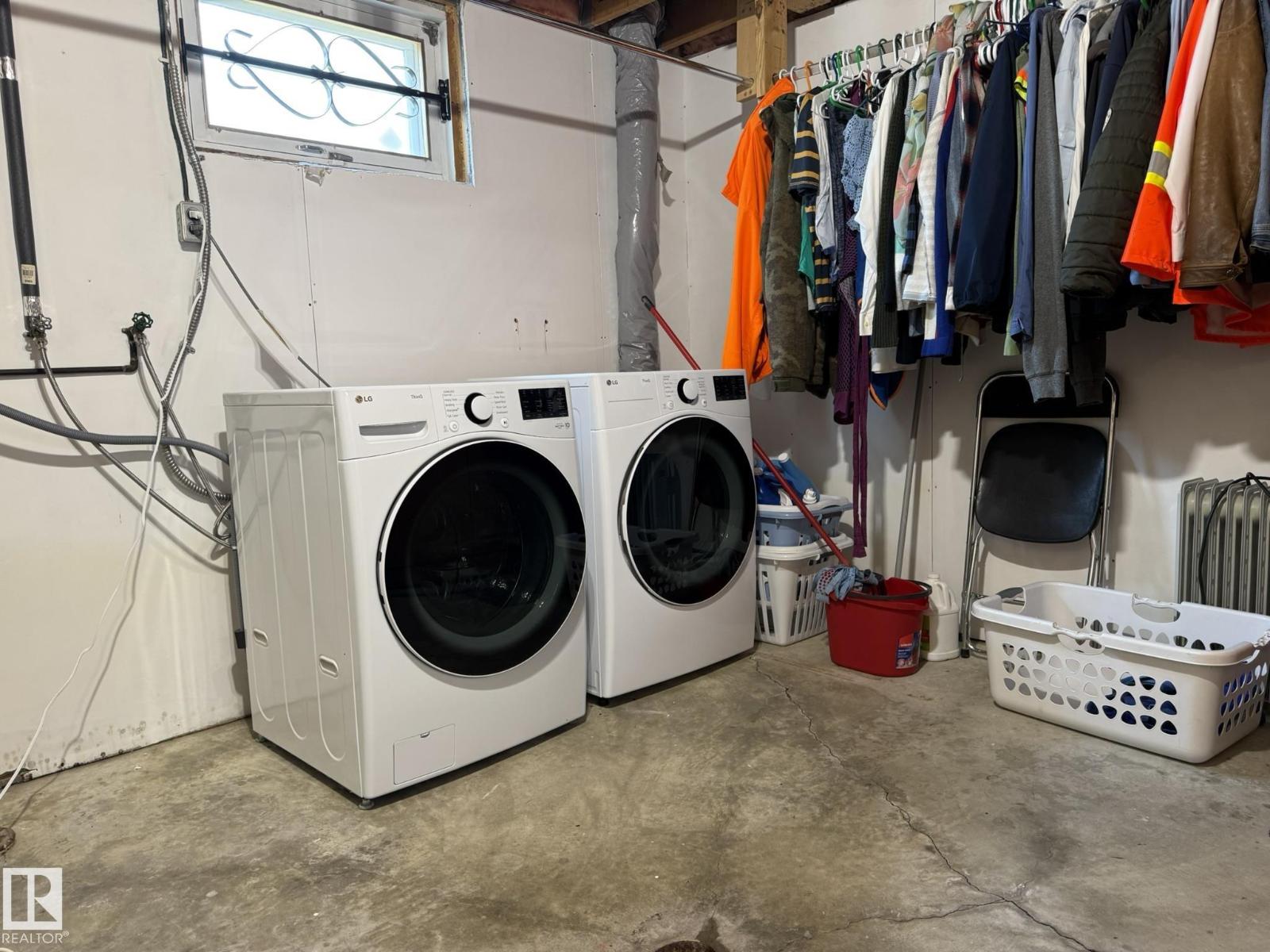 10837 155 ST NW - 23