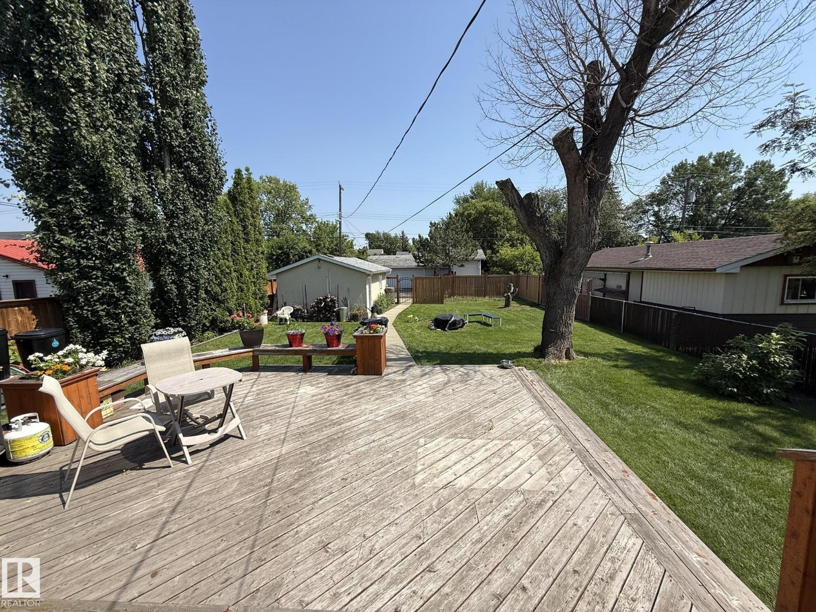 10837 155 ST NW - Image 49