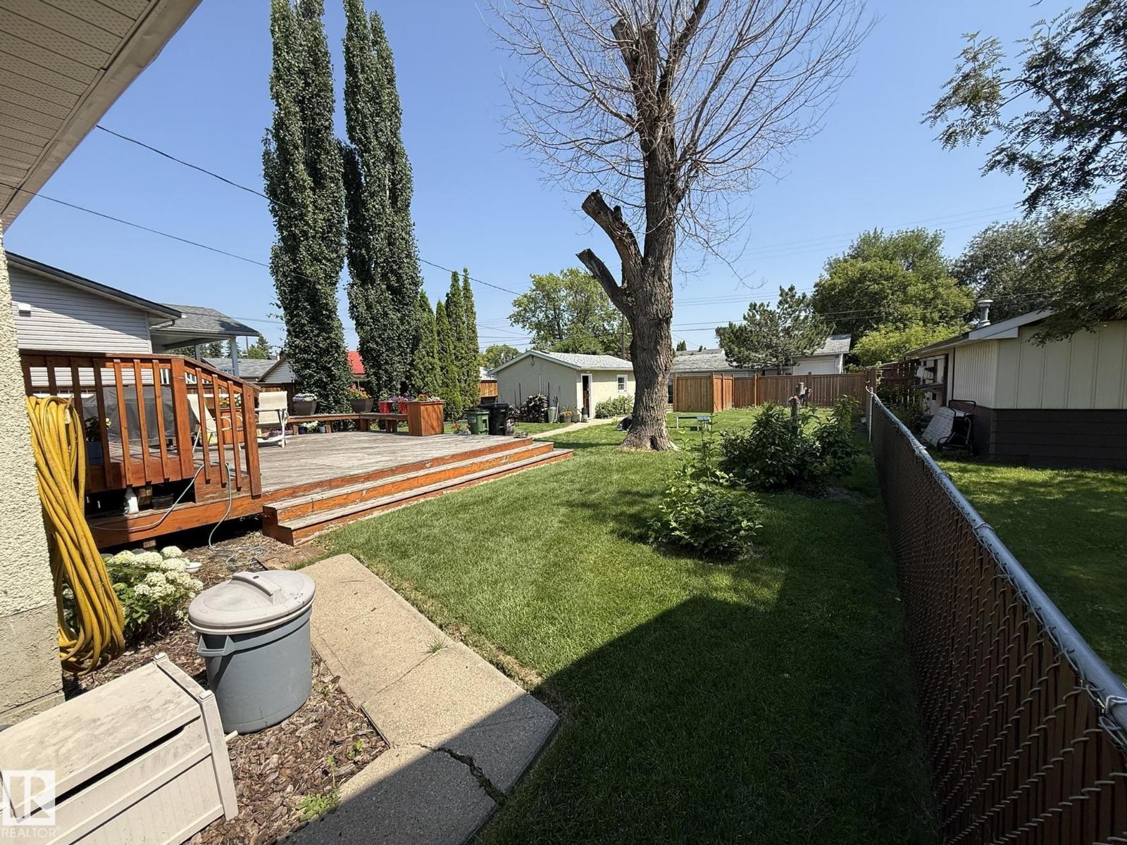 10837 155 ST NW - 35