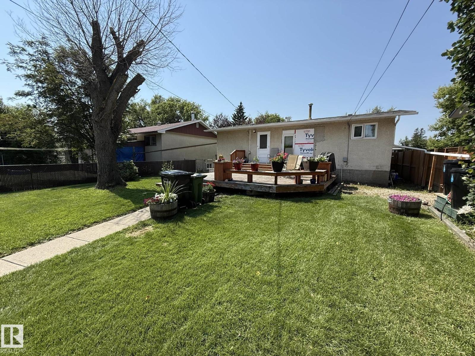 10837 155 ST NW - Image 44