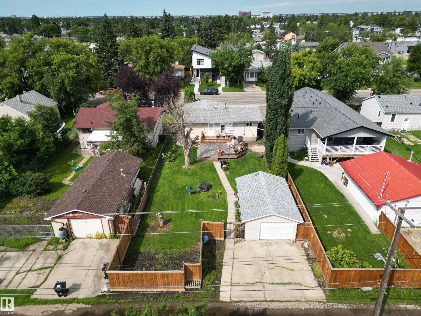 10837 155 ST NW - Image 58