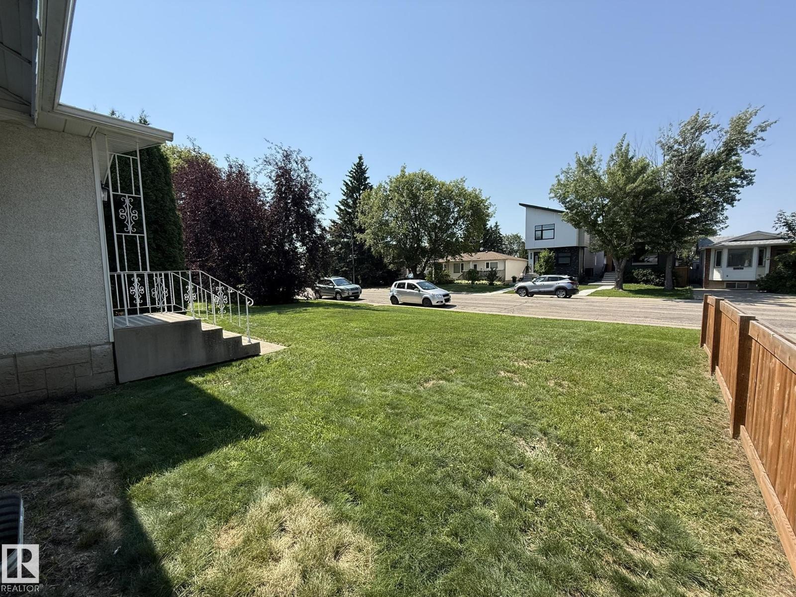10837 155 ST NW - 53