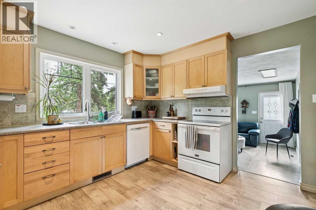 23 Burnside Drive, Bragg Creek