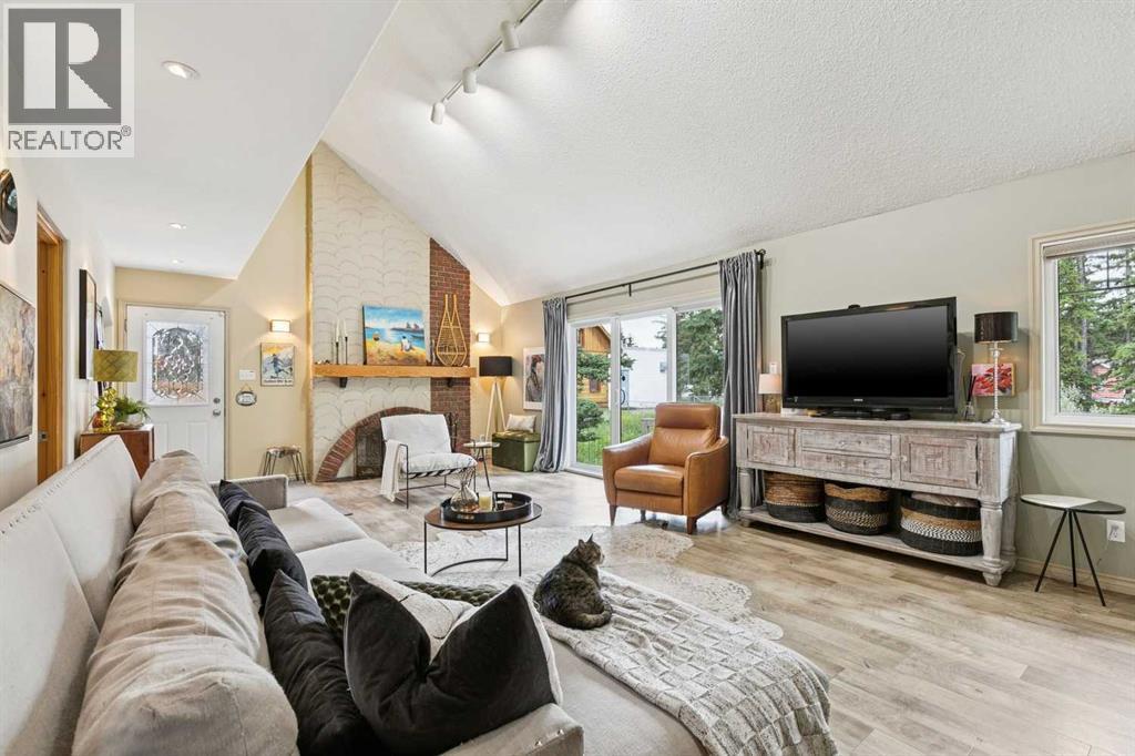23 Burnside Drive, Bragg Creek