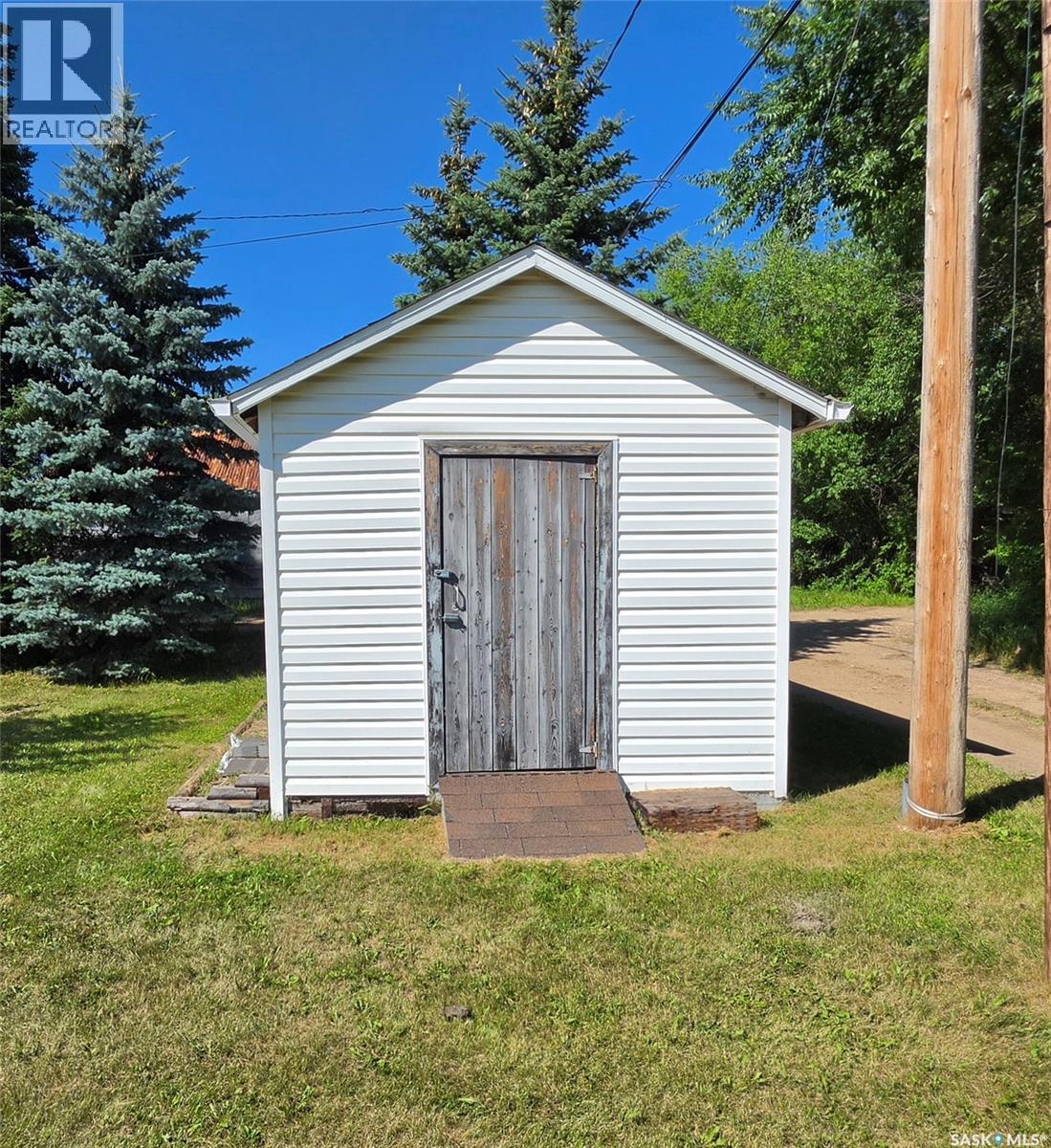 324 Laing STREET - 19
