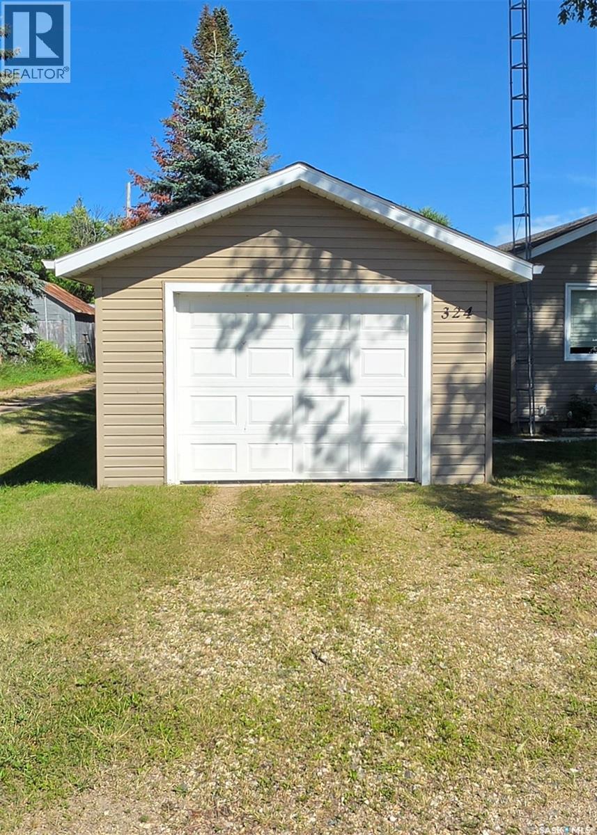 324 Laing STREET - 20
