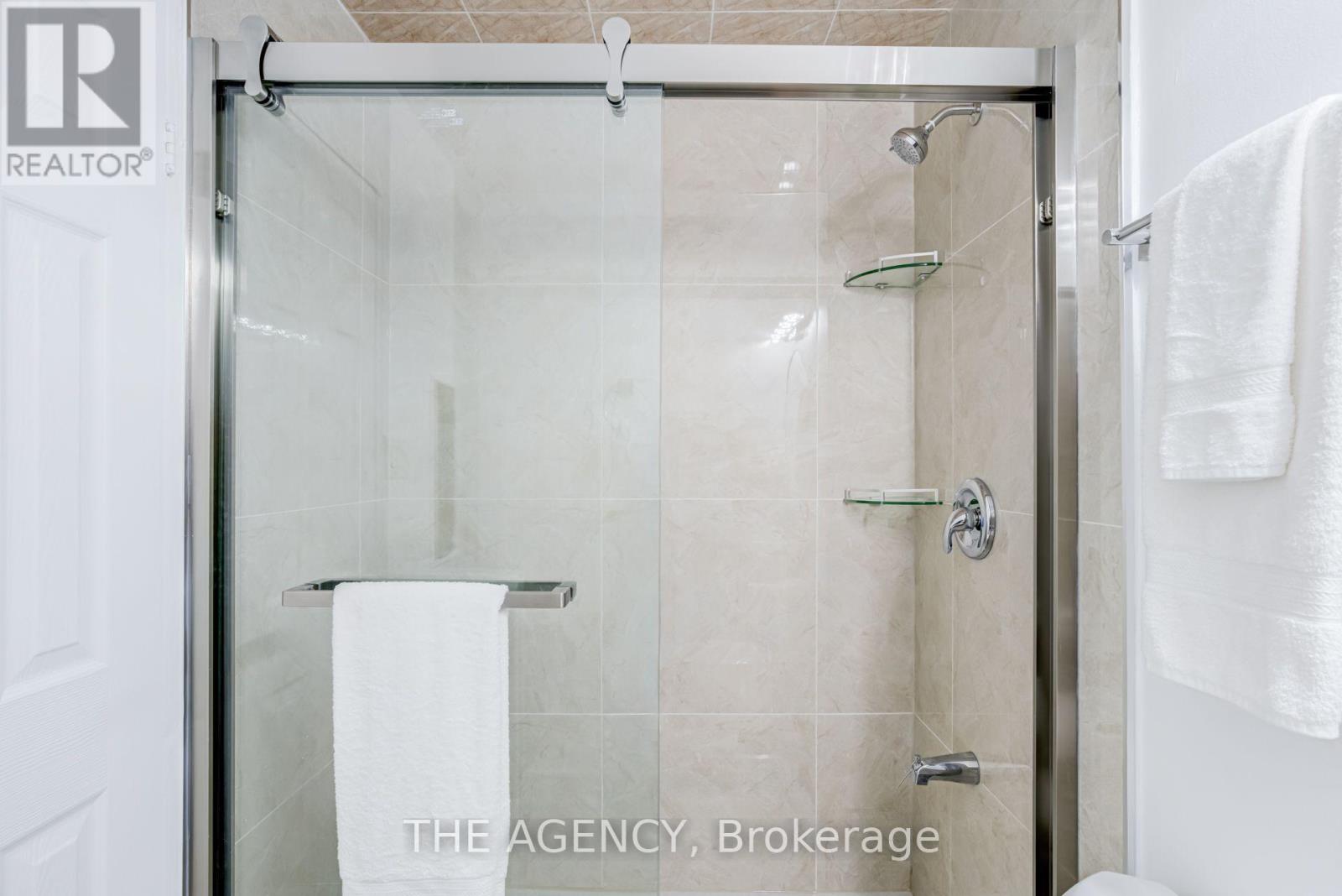 #122 50 SCARBOROUGH GOLF CLUB ROAD - 24