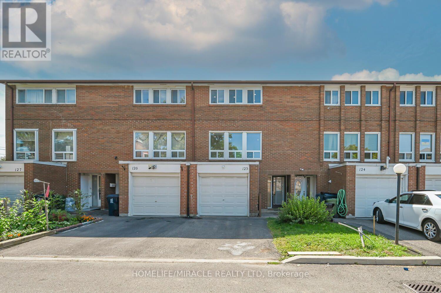 Photo of 6466 Finch Avenue