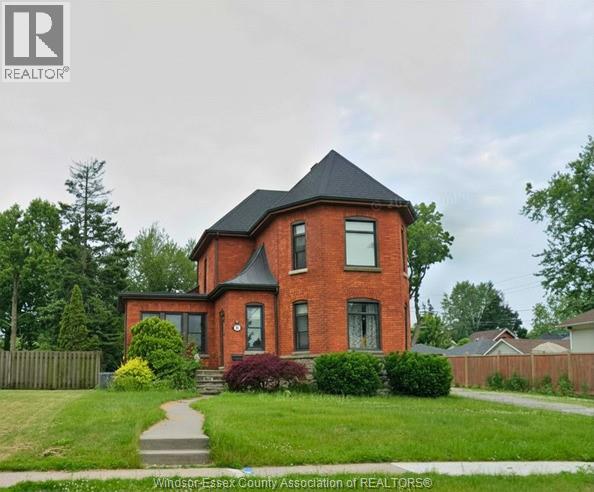 48 CLARK STREET West