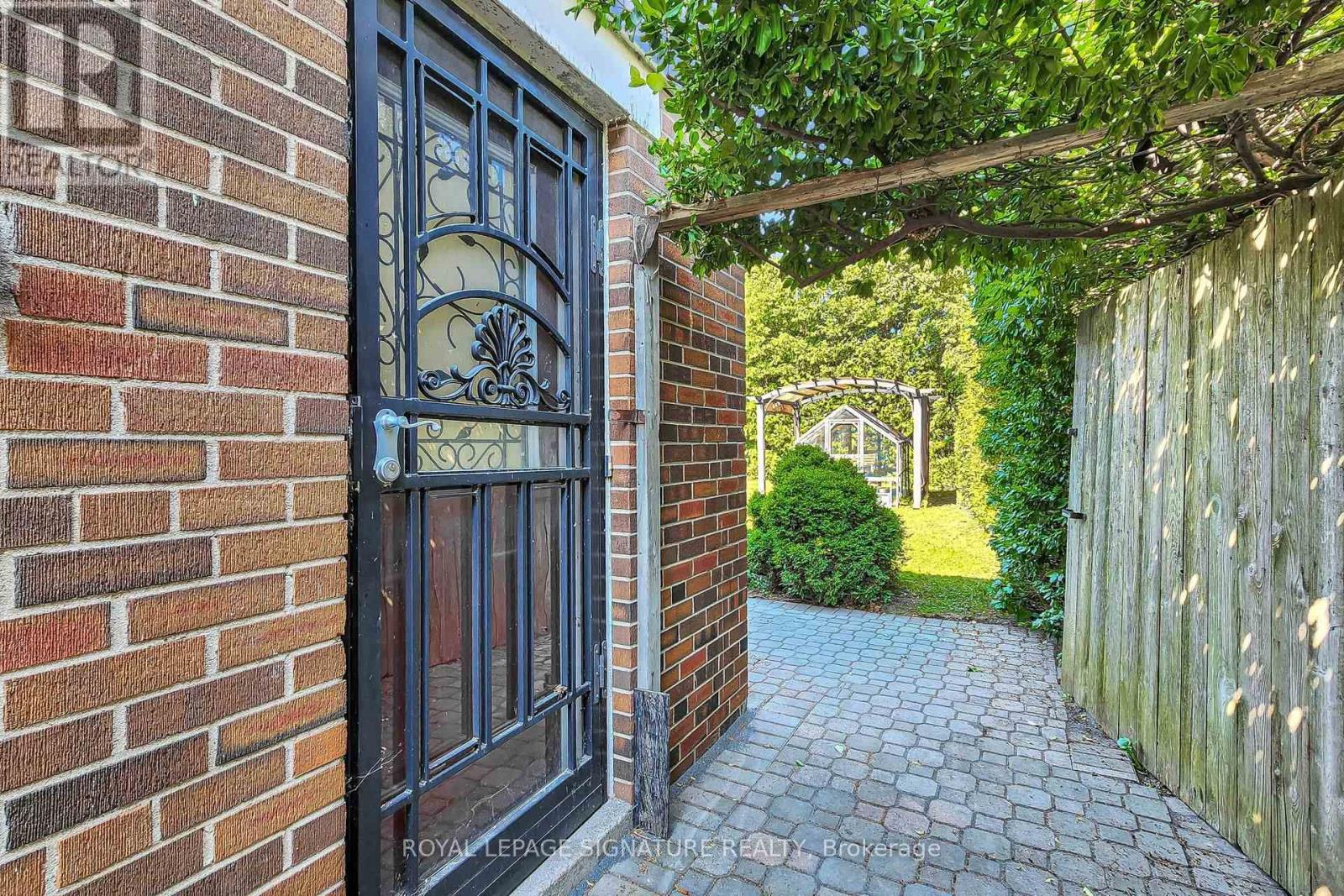 67 CATHEDRAL BLUFFS DRIVE - 30