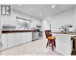 67 Cathedral Bluffs Drive, Toronto, ON M1M2T6 Photo 11