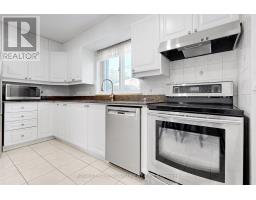 67 Cathedral Bluffs Drive, Toronto, ON M1M2T6 Photo 13