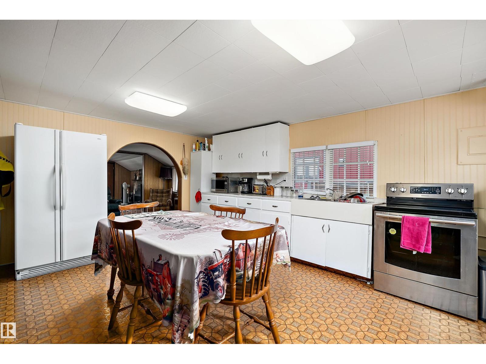 207 1st Avenue - Image 11