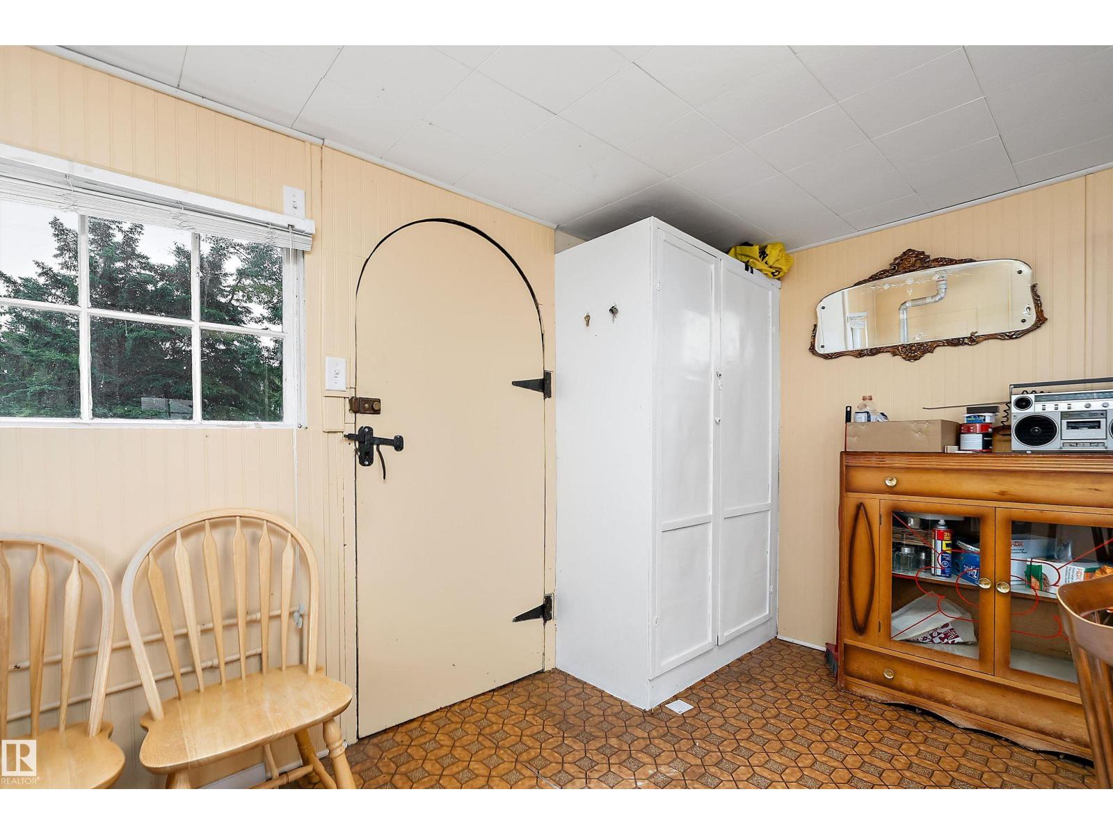 207 1st Avenue - Image 8