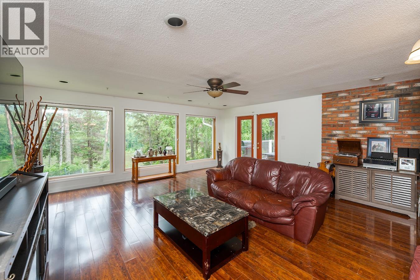 3001 RIVERVIEW ROAD - 12