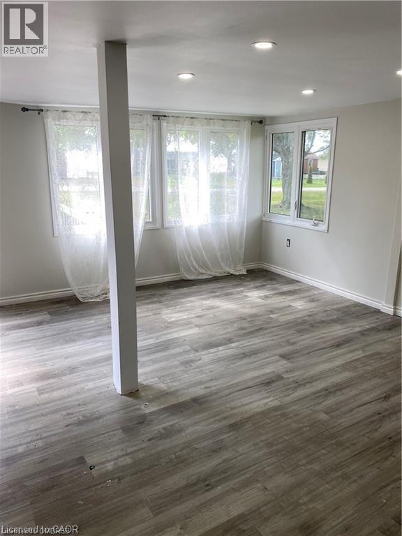 28 DERNER Line - Image 6