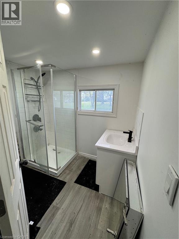 28 DERNER Line - Image 9