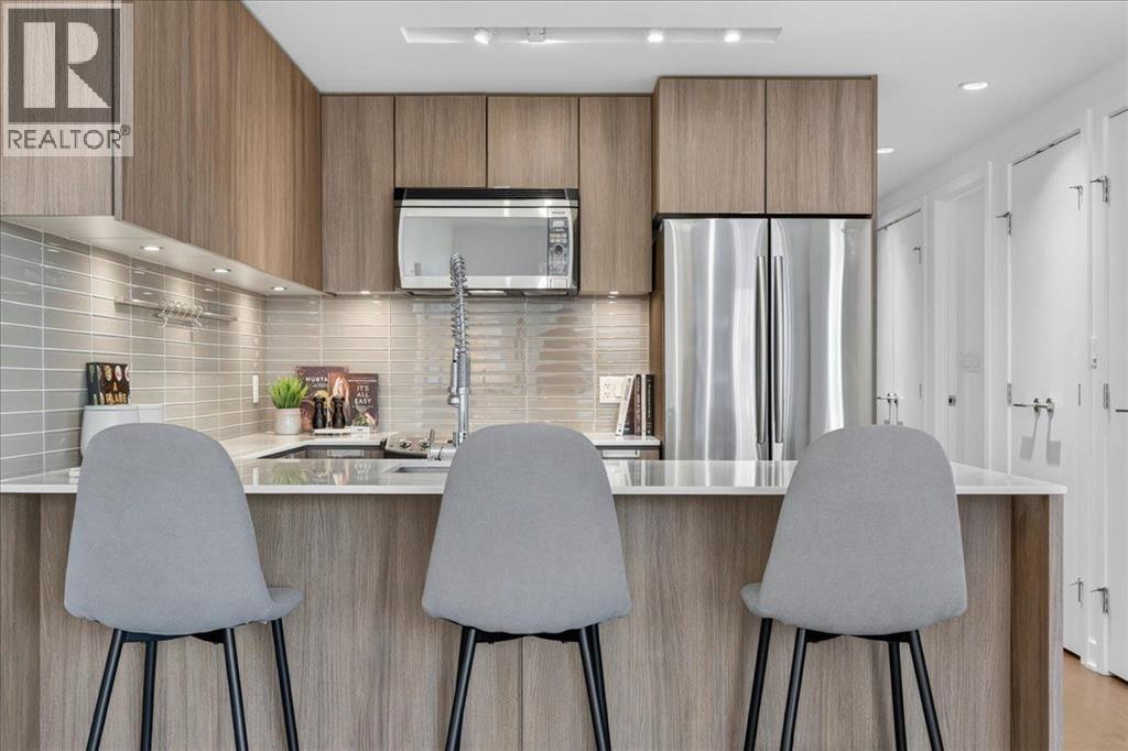 #414 626 14 Avenue SW - 14