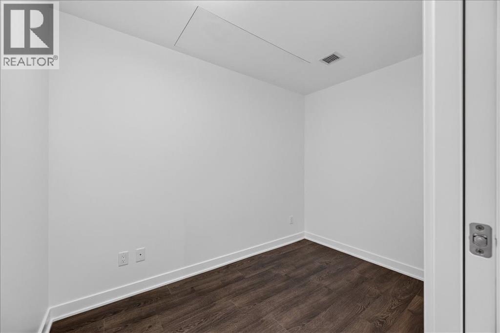 #414 626 14 Avenue SW - 31