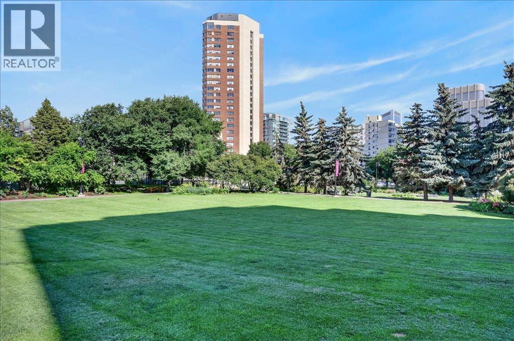 #414 626 14 Avenue SW - 41