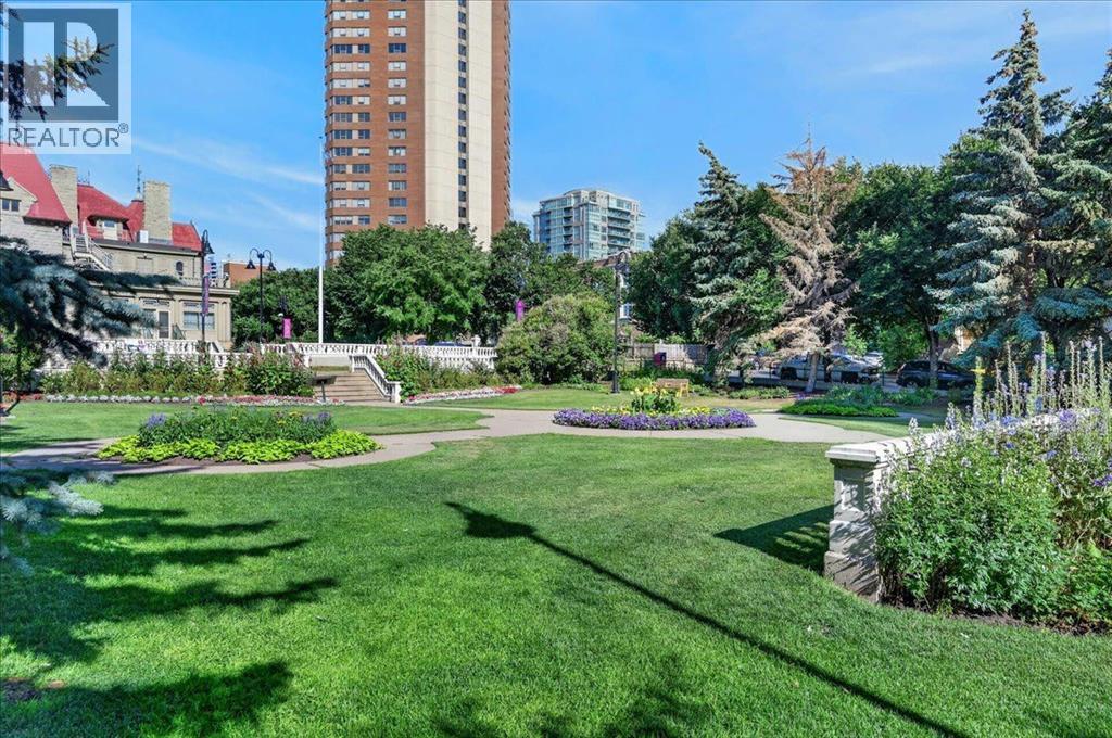 #414 626 14 Avenue SW - 42