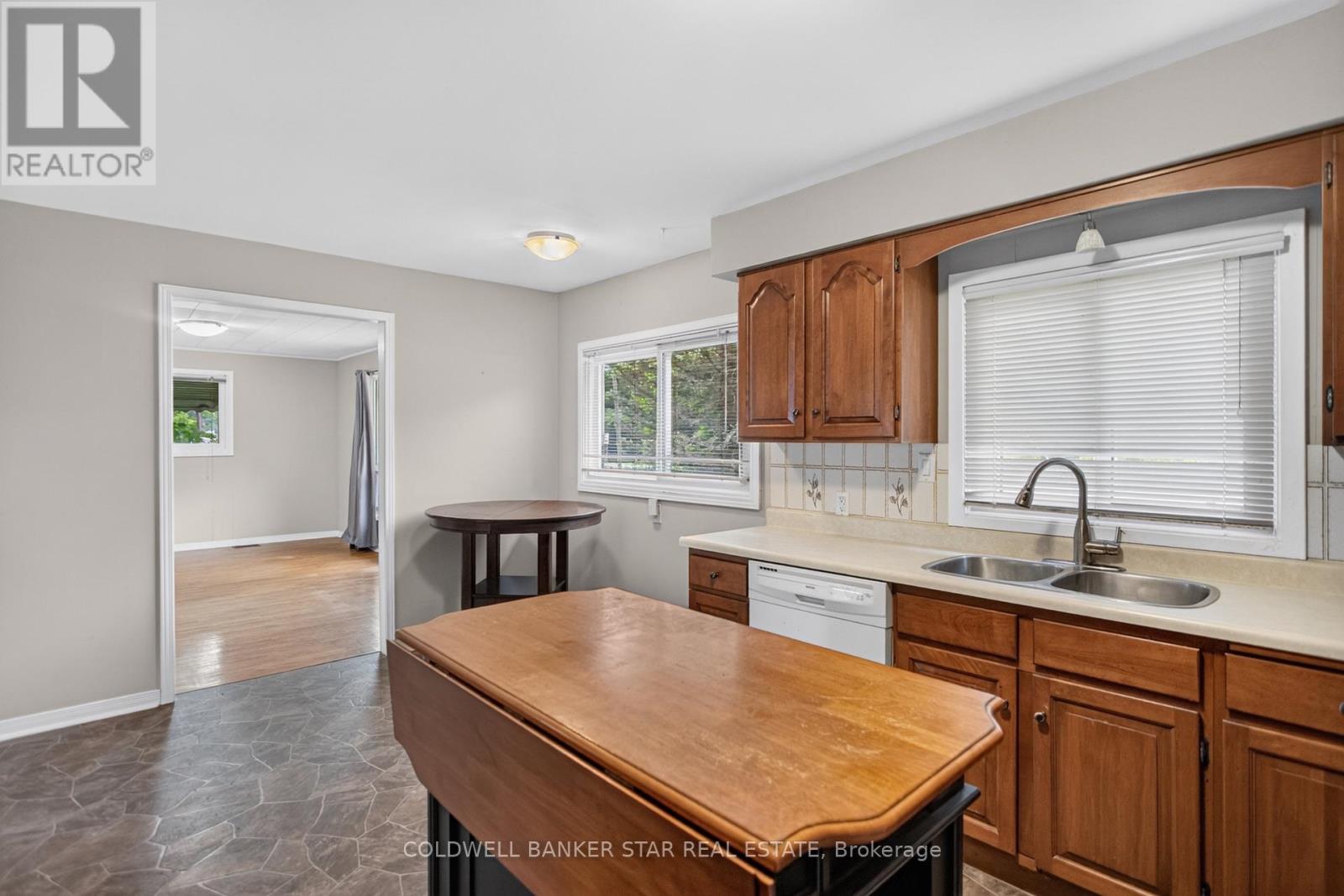 78 MAIN STREET - Image 15