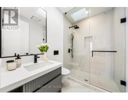 74b Rathnelly Avenue, Toronto, ON M4V2M6 Photo 33