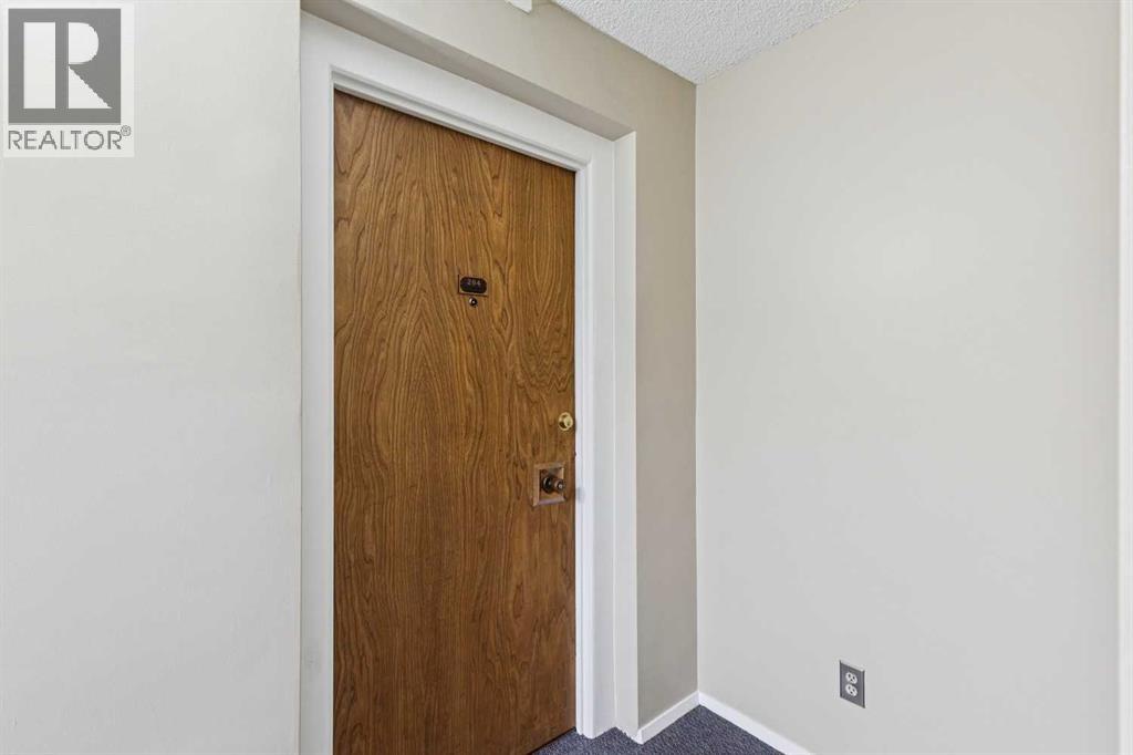 204, 328 Cedar Crescent SW, Spruce Cliff, Calgary photo 5