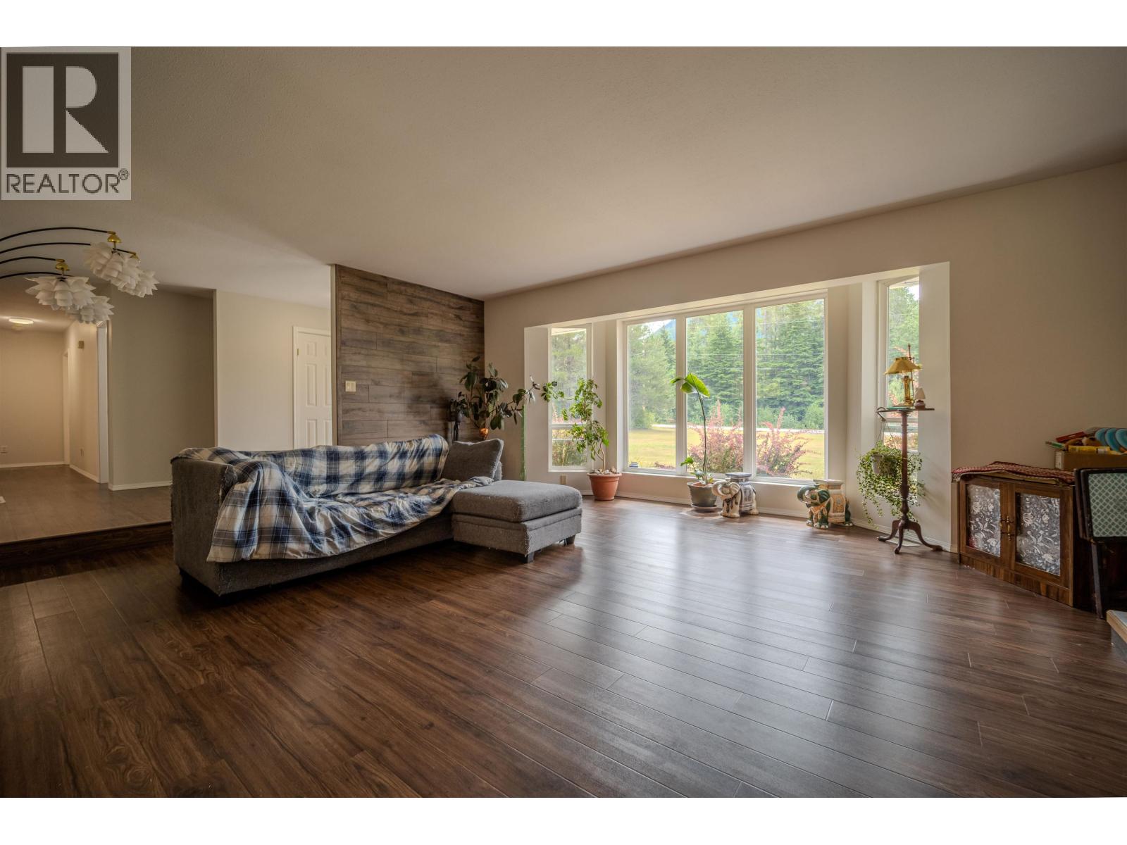 2908 MARION AVENUE - Image 9