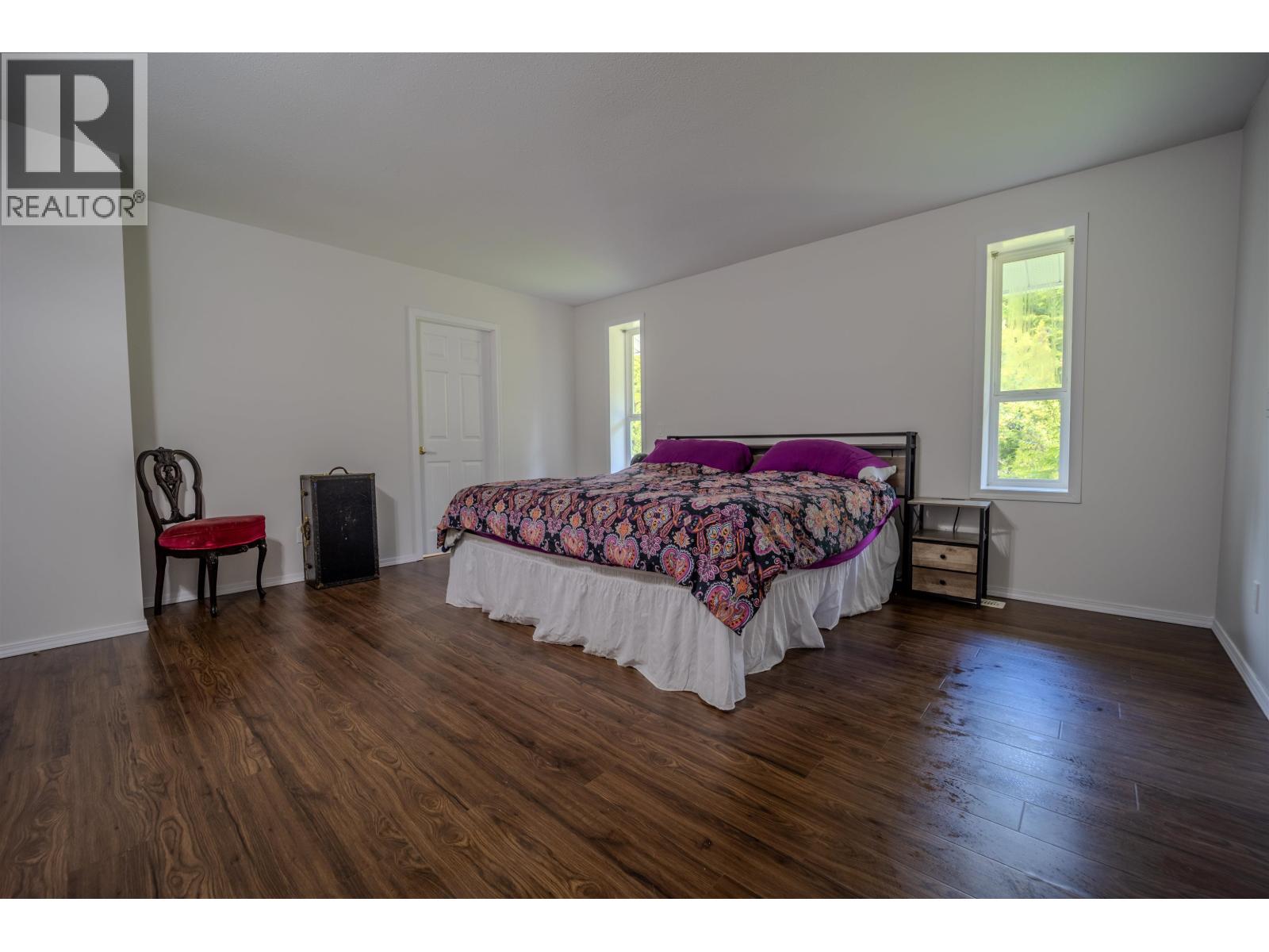 2908 MARION AVENUE - 12