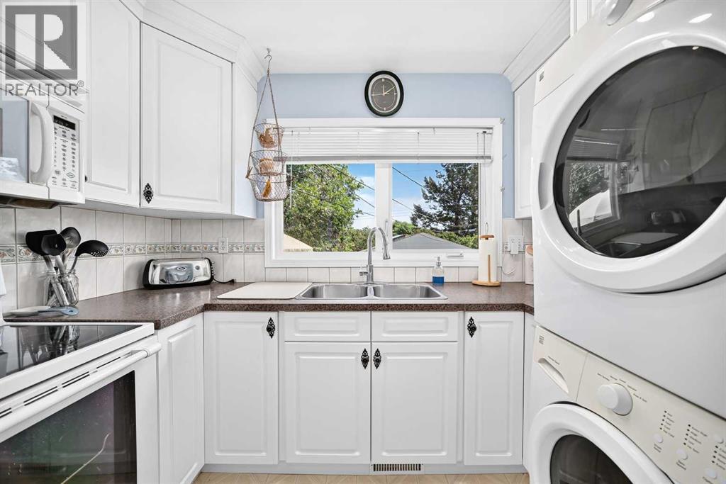 7828 10 Street NW - 13