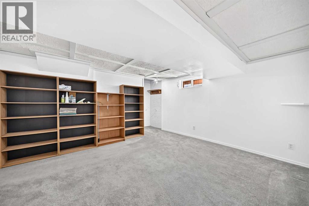 7828 10 Street NW - 26