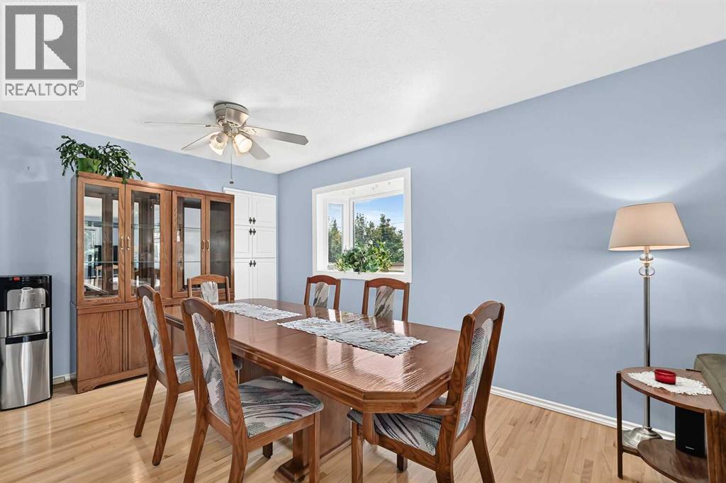 7828 10 Street NW - 7