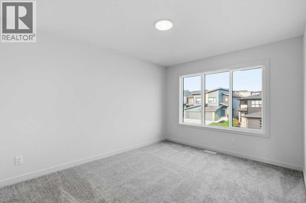 30 Heritage Heath, Cochrane