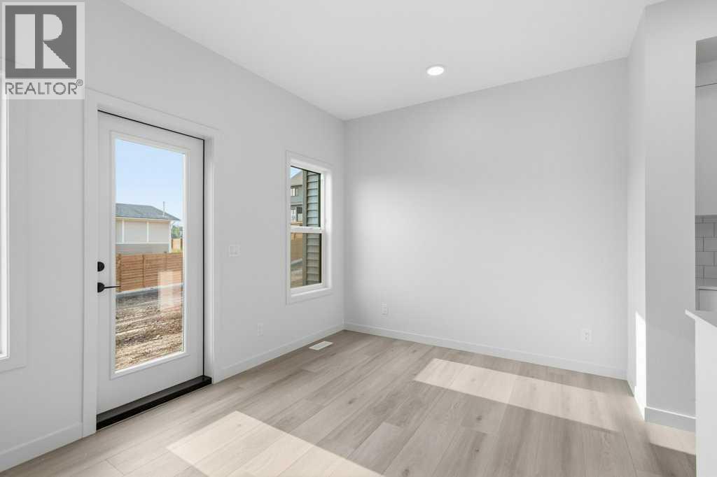 30 Heritage Heath, Cochrane