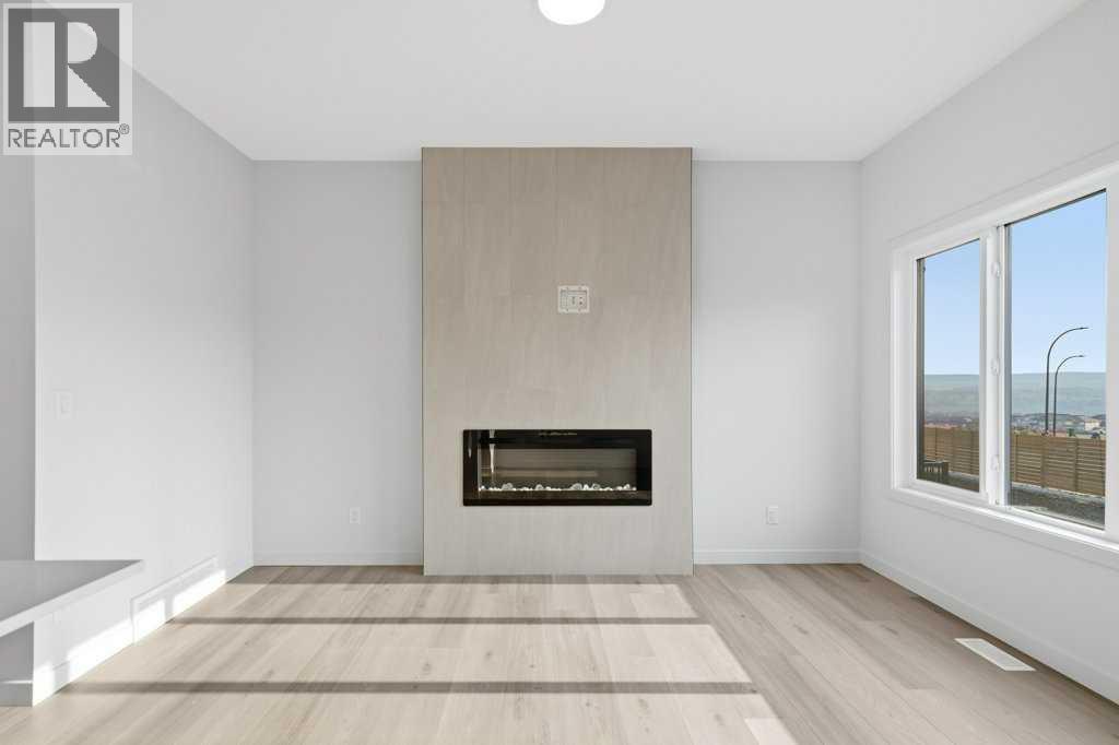 30 Heritage Heath, Cochrane