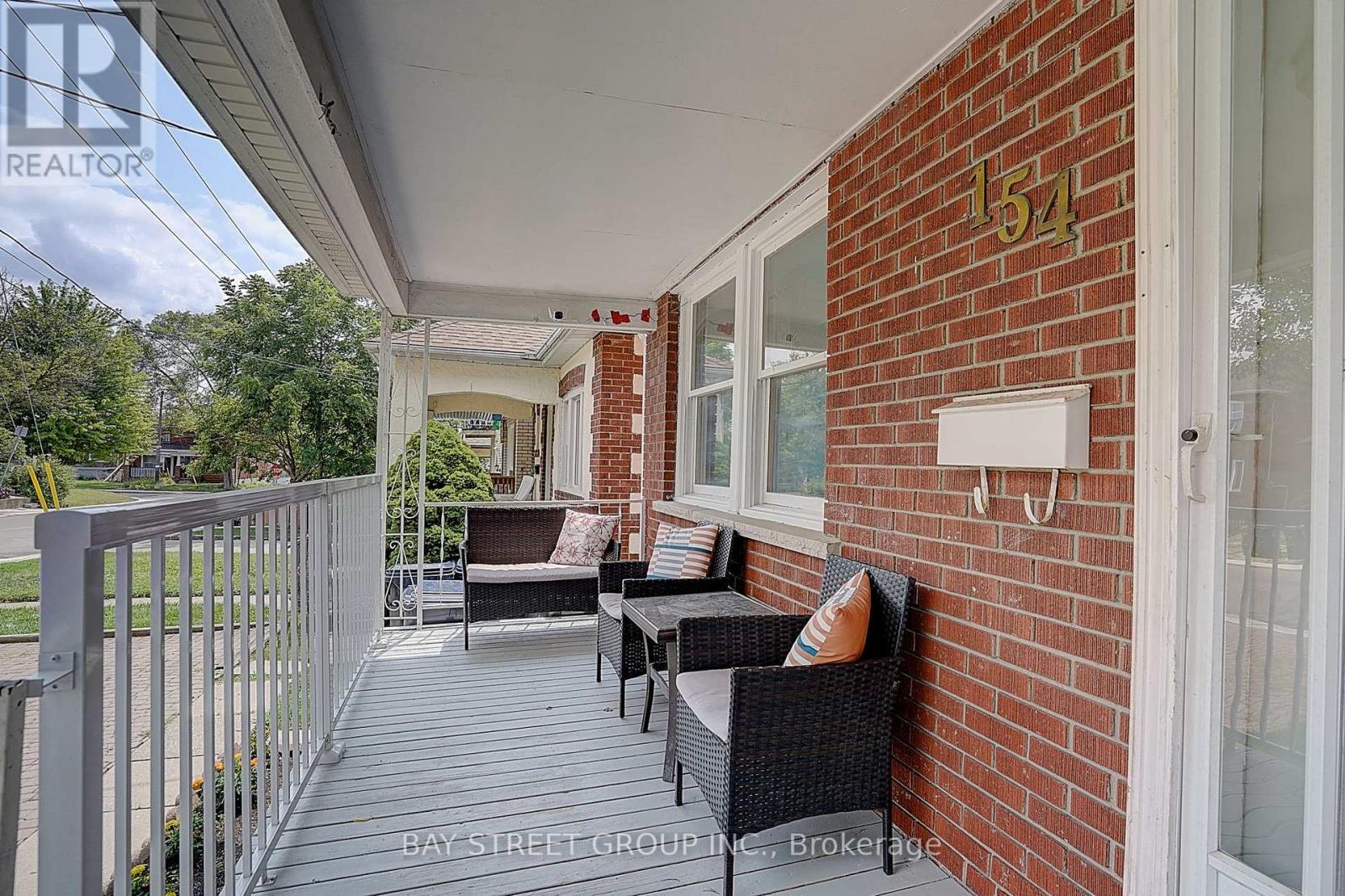 154 ALAMEDA AVENUE - 11