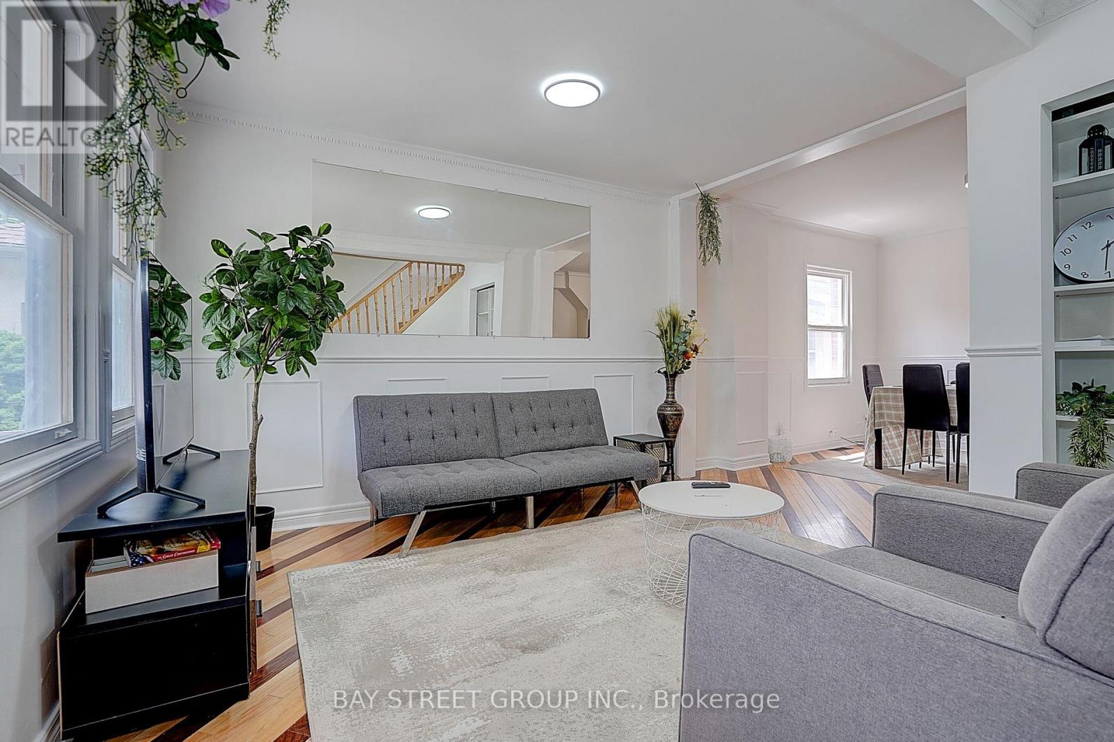 154 ALAMEDA AVENUE - 12