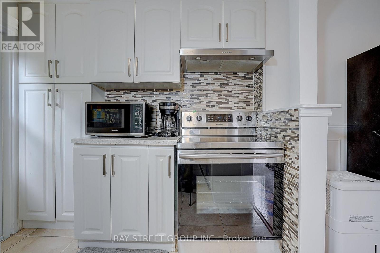 154 ALAMEDA AVENUE - 20