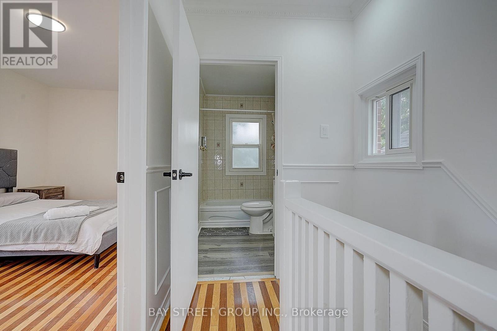 154 ALAMEDA AVENUE - 26