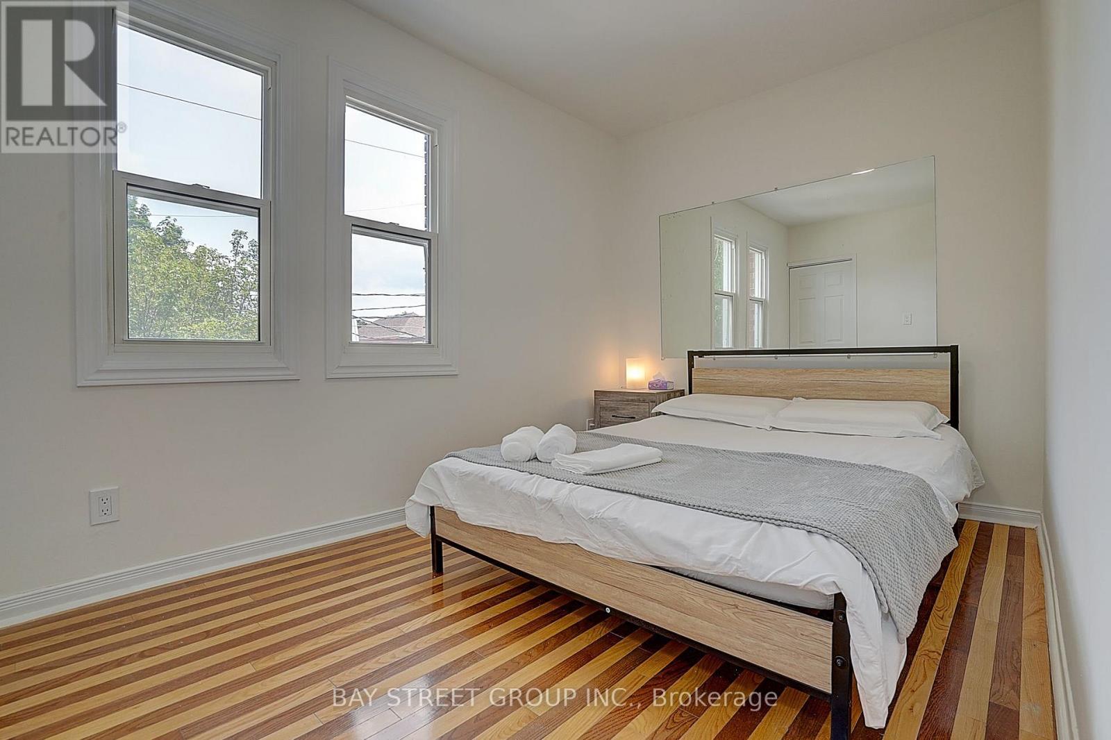 154 ALAMEDA AVENUE - 31