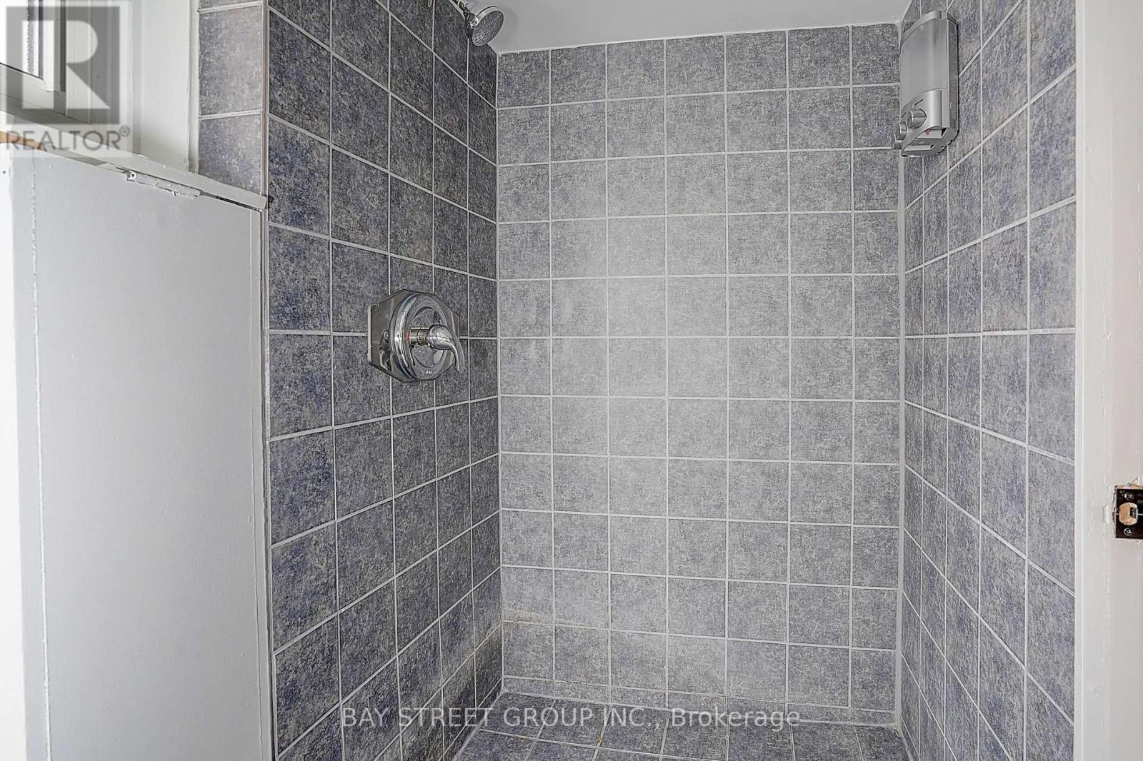 154 ALAMEDA AVENUE - 39