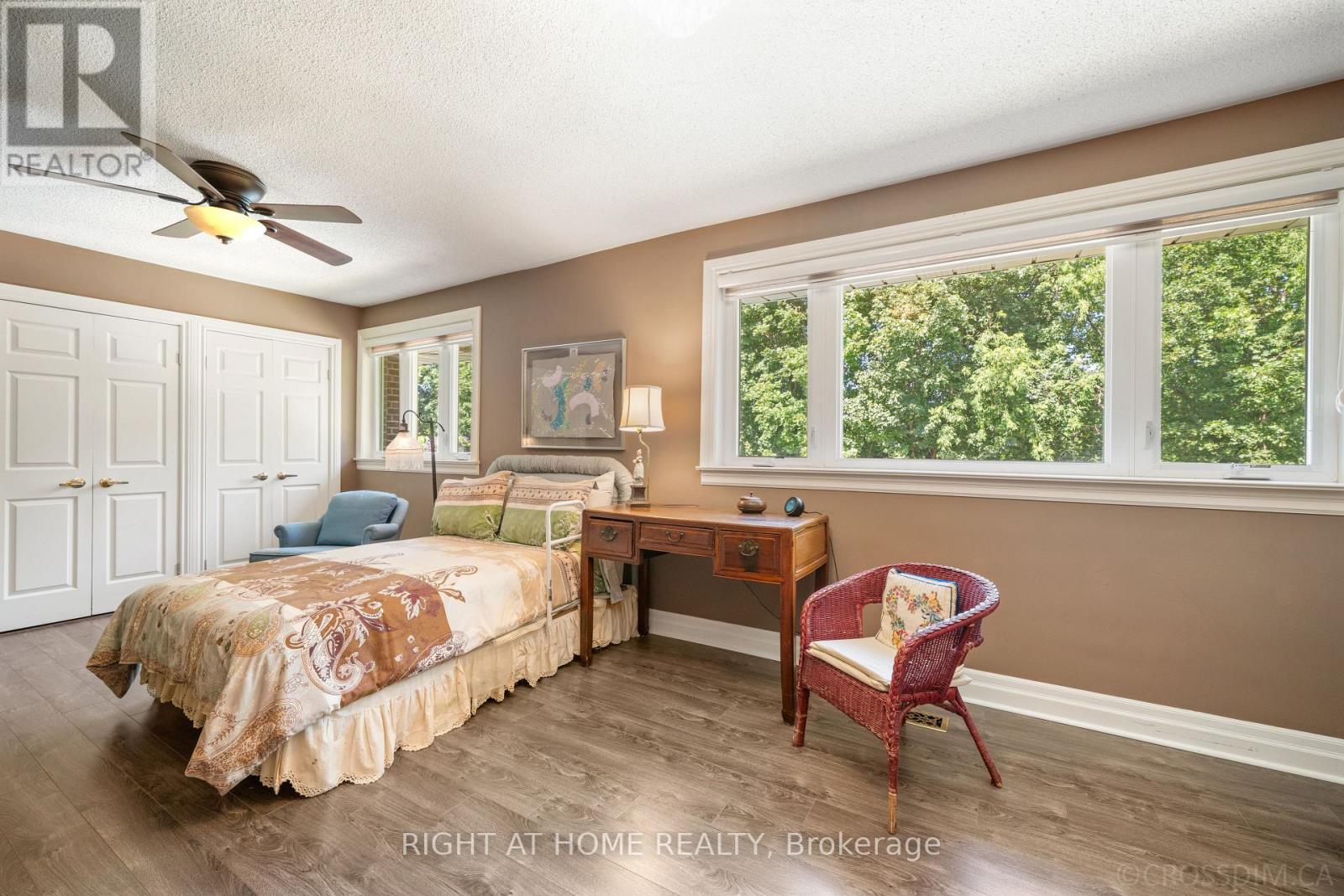 39 GROVETREE ROAD - 16