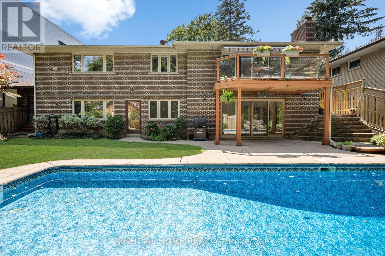 39 GROVETREE ROAD - 33