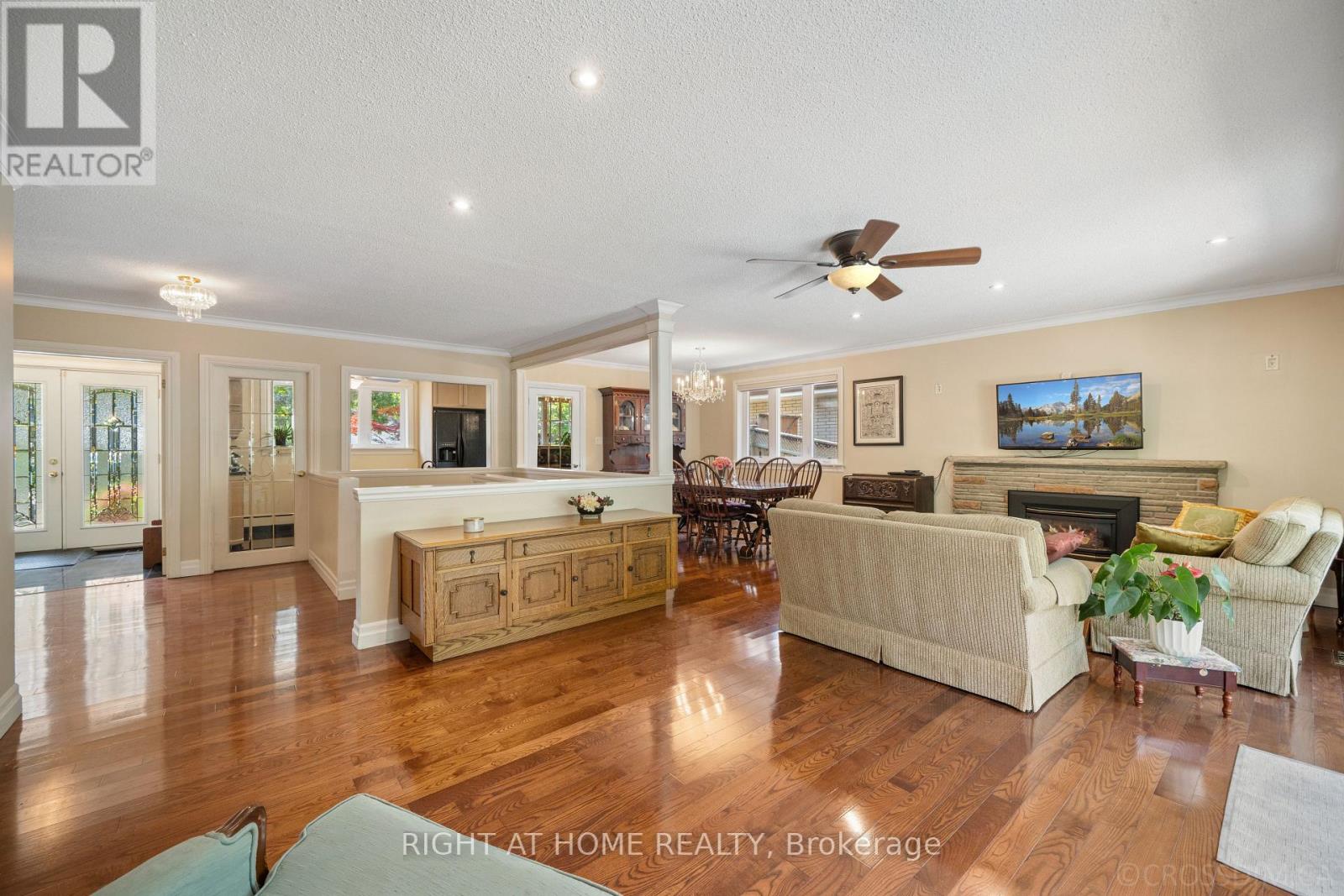 39 GROVETREE ROAD - 6