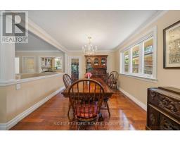 Kitchen - 39 Grovetree Road, Toronto, ON M9V2Y4 Photo 10