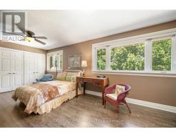 39 Grovetree Road, Toronto, ON M9V2Y4 Photo 16